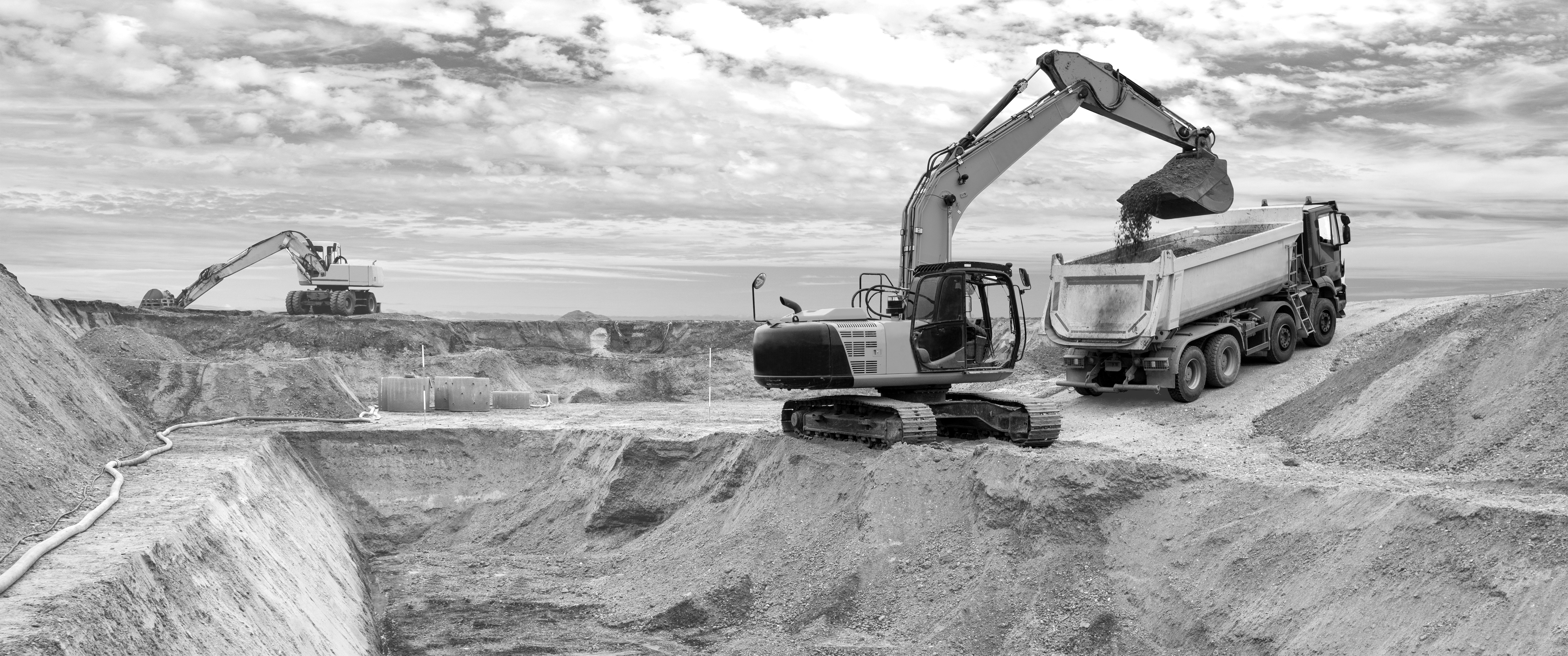 SINGLE-IMAGE_quarry-digger-truck_mar25