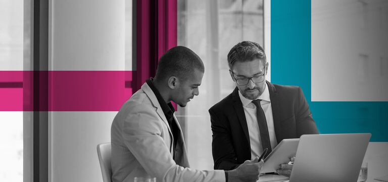 /bynder-asset/bynder:41A232D8-DB12-4D9F-8213C51C87F3C1D1/Landscape_MD/SINGLE-IMAGE_male-office-workers-collaborating_mar24.jpg?1749636532000