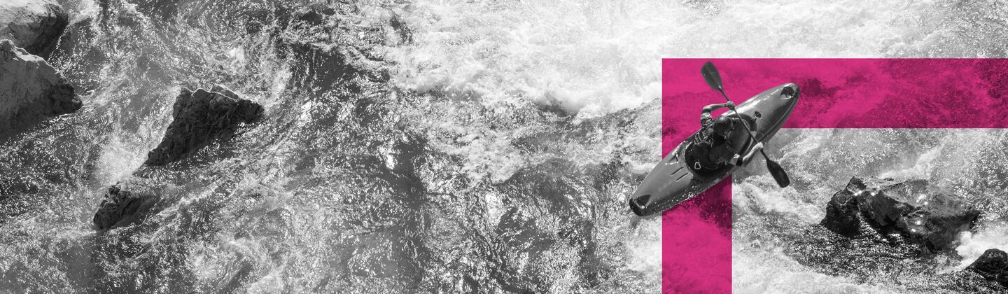 SINGLE-IMAGE_squares-river-canoe_aug23