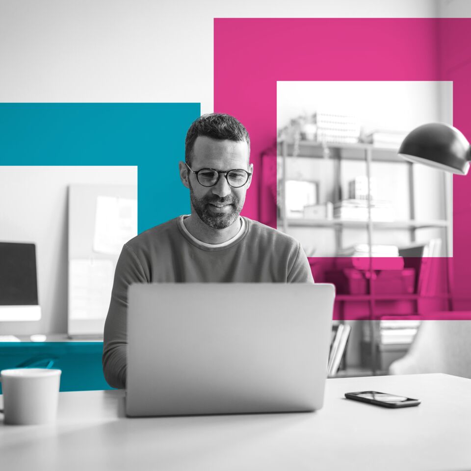 SINGLE-IMAGE_squares-man-sitting-at-laptop_jul25