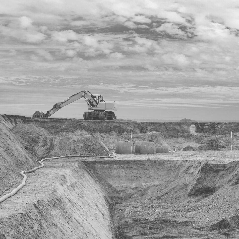 SINGLE-IMAGE_quarry-digger-truck_dec24