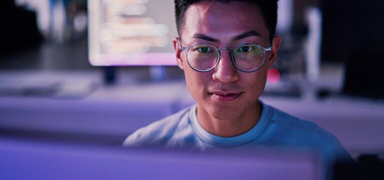 /bynder-asset/bynder:7BA62C15-E390-49DF-ADD8CB158BB25504/Landscape_MD/COLOUR-IMAGE_man-technology-career_mar26.jpg?1773752981000