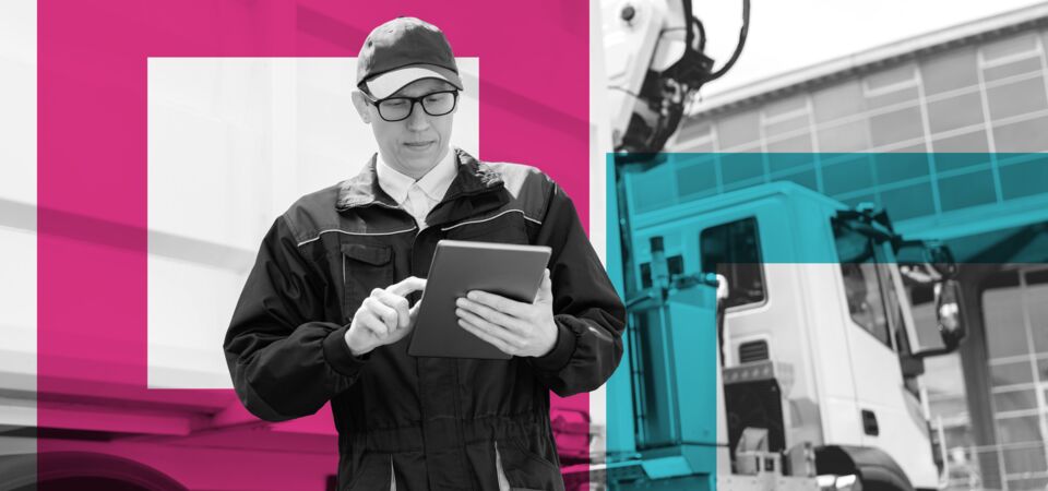 SINGLE-IMAGE_squares-man-with-tablet-infront-garbage-truck_aug25