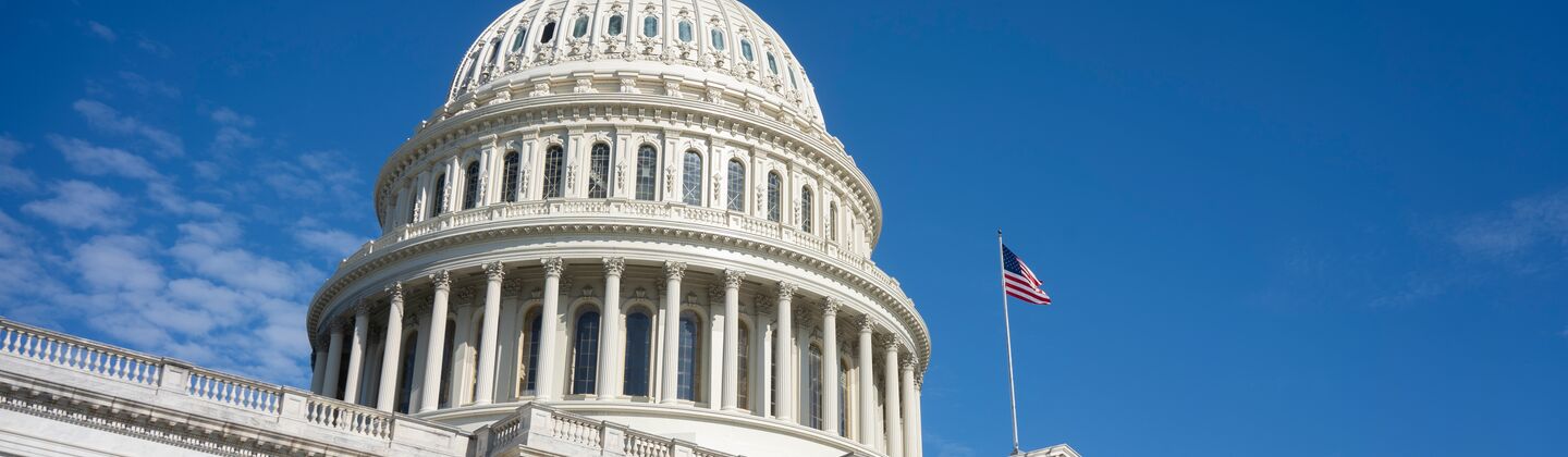 COLOUR-IMAGE_united-states-capitol-building_mar26